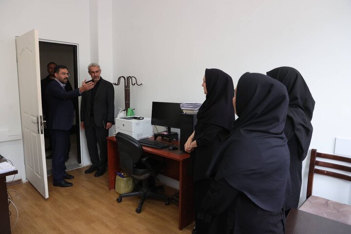 بازدید دکتر مدنی زاده از بخش های مختلف وزارت اقتصاد ۱۴۰۴/۰۴/۲۲