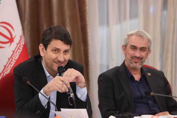 حضور مدنی‌زاده در دولت، امیدی تازه برای پیشرفت اقتصاد دیجیتال است/ فعالان اقتصاد دیجیتال در جنگ ۱۲ روزه خدمات را متوقف نکردند