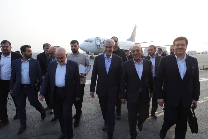 ورود وزیر اقتصاد به استان خوزستان