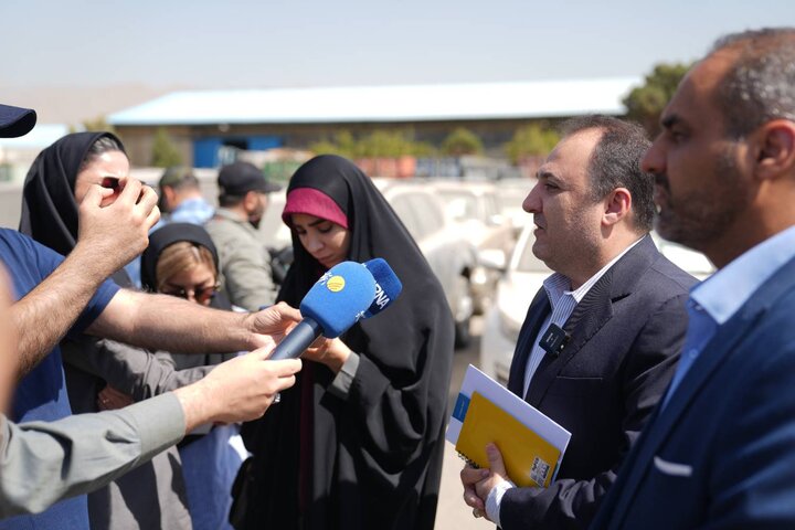 بازدید اصحاب رسانه از انبارهای سازمان جمع آوری و فروش اموال تملیکی