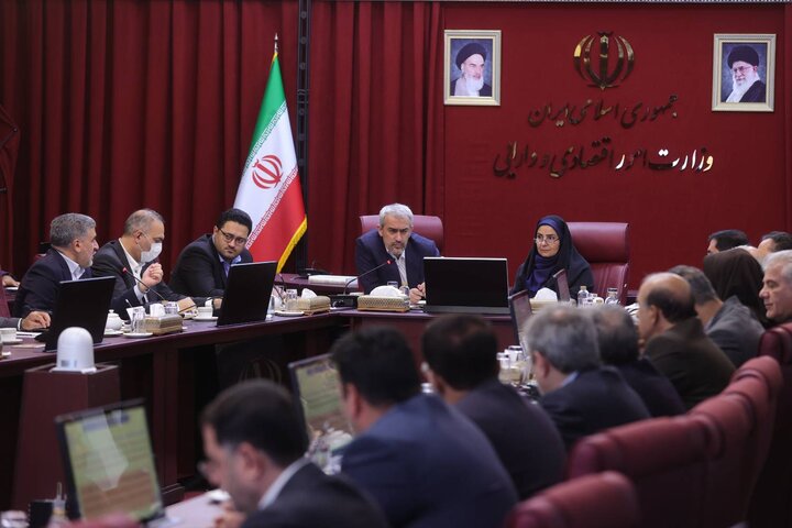 جلسه مشترک وزیر اقتصاد با وزیر راه و شهرسازی
