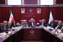 تمرکز بر شش پروژه کلیدی برای تحقق رشد اقتصادی ۸ درصدی/ از گمرک و مالیات هوشمند تا مجوزهای سرمایه‌گذاری بدون نام