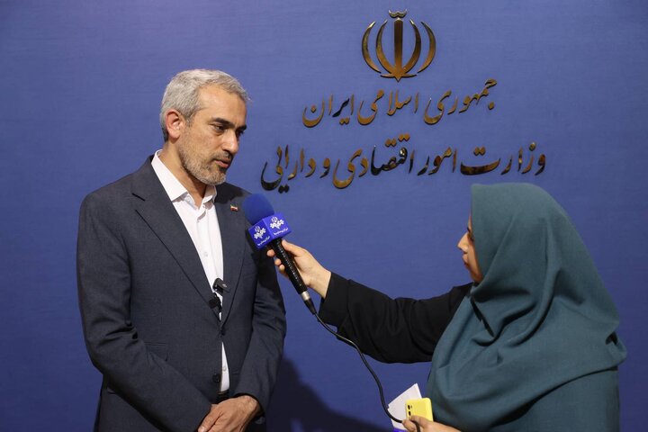 دیدار وزیر اقتصاد با اعضای کمیسیون اقتصادی مجلس شورای اسلامی