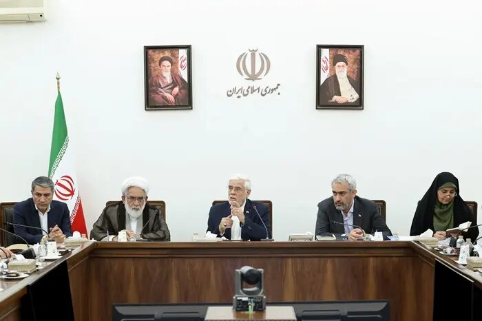 جلسه هیات عالی مولدسازی دارایی‌های دولت به ریاست معاون اول رئیس‌جمهور برگزار شد؛ تصویب قیمت پایه و روش مولدسازی ۳۰ قطعه زمین، واحد تجاری، ملک و ساختم