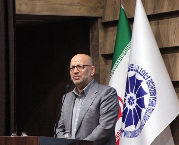 قدردانی معاون  وزیر اقتصاد از عملکرد بانک کشاورزی در حمایت از توسعه زنجیره خرما قدردانی معاون  وزیر اقتصاد از عملکرد بانک کشاورزی در حمایت از توسعه زنجیره خرما