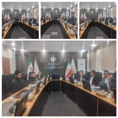 جلسه جلسه بررسی روند پیشرفت پروژه احداث ساختمان اداره كل در حال برگزاری است در حال برگزاری است