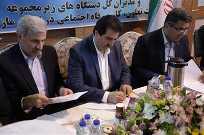 حضور مدیرعامل بانك رفاه كارگران در میز خدمت وزارت تعاون، كار و رفاه اجتماعی