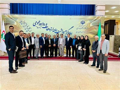 محمد گلزاری، دبیر شورای اطلاع‌رسانی دولت، با تقدیر از عملكرد روابط عمومی وزارت اقتصاد، بر ضرورت تقویت شبكه ارتباطی همگرا از «مركز تا استان‌ها» تأكید كرد.
