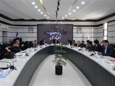 كارگروه تخصصی مدیران امور اقتصادی و دارایی و تامین اجتماعی استان كردستان برگزار شد كه در آن موضوع برداشت از حساب دستگاه‌های اجرایی مورد بررسی و بحث قرار گرفت.